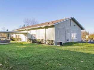 857 Valley View Dr, Medford, OR