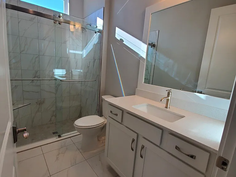 48 Lafayette Rd — Photo 11
