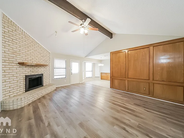 3100 Green Ridge St — Photo 5