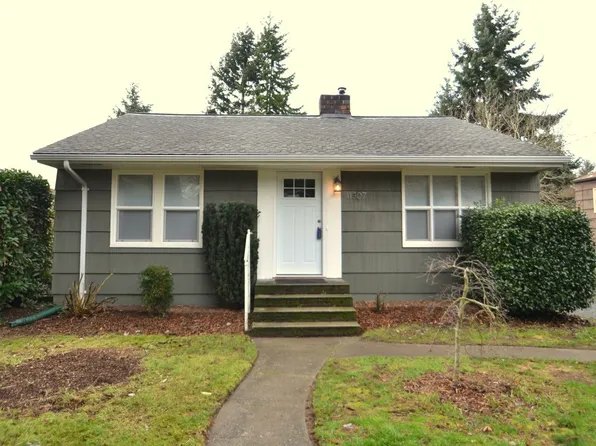 11307 15th Ave NE, Seattle, WA 98125