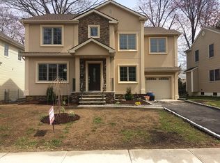 2-29 32nd St, Fair Lawn, NJ 07410