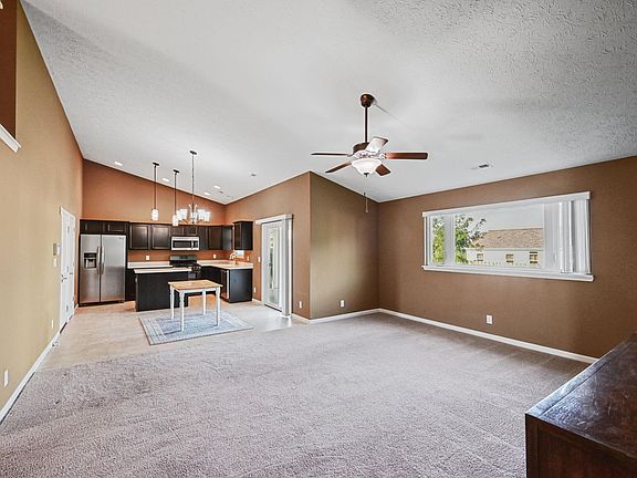 4th image of 2906 Limestone Ln
