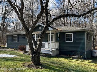7 Gardiner Park Rd, New Paltz, NY 12561
