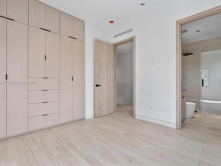 4715 NE Miami Ave #2 — Photo 8