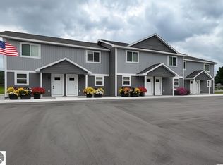 3798 Woodgate Dr, Traverse City, MI