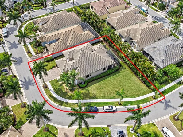 10657 Grande Boulevard, West Palm Beach, FL 33412