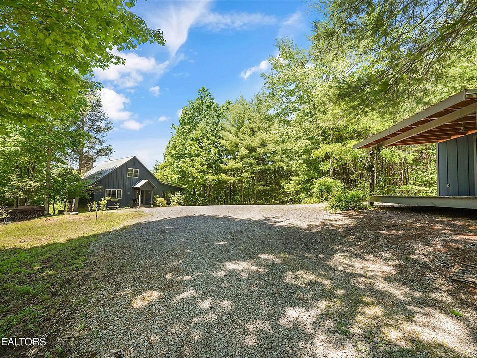 19th image of 2122 Dove Ridge Ln