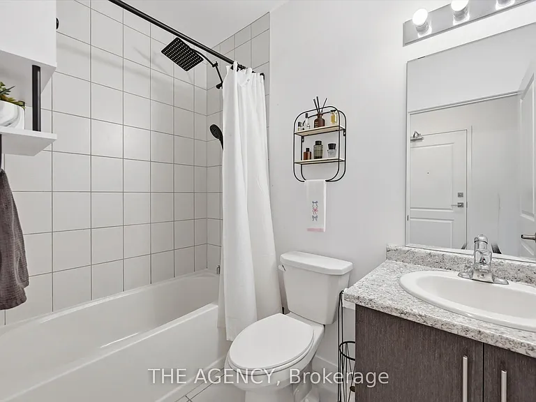 450 Dundas St E #101 — Photo 20