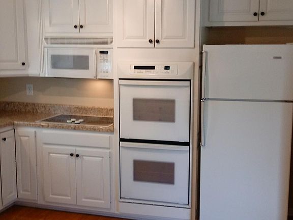 2nd image of 420 Lambeth Dr