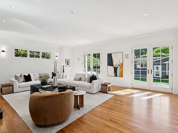 3rd image of 124 Sycamore Avenue