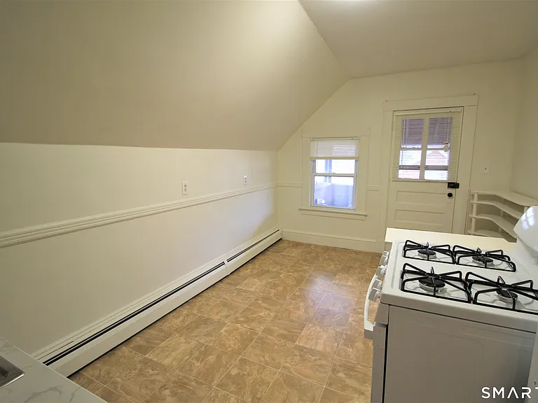 19 Nesbit Ave #3 — Photo 14