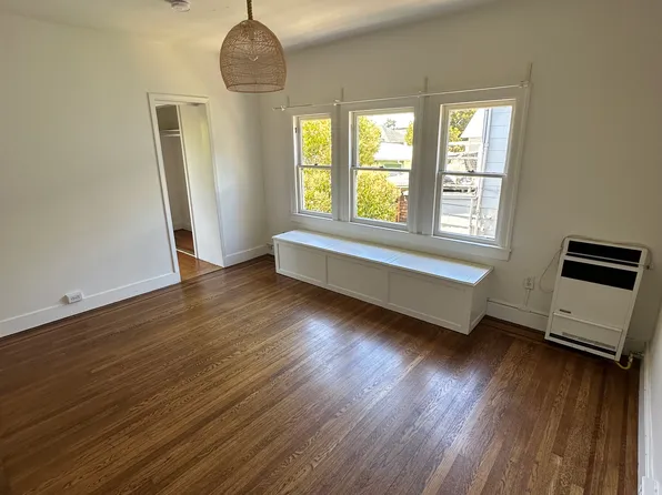 449 37th St #3, Oakland, CA 94609