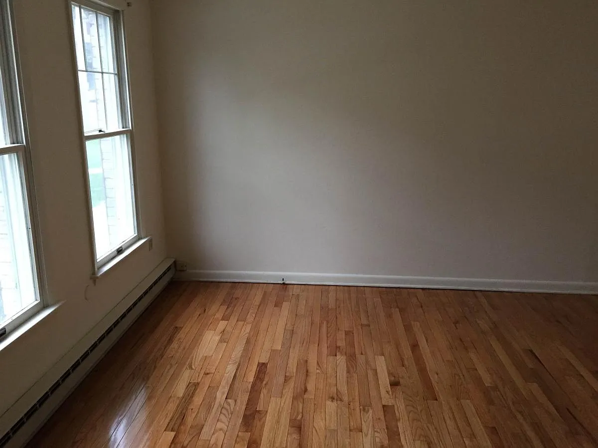 Living Room - 38 N Green St