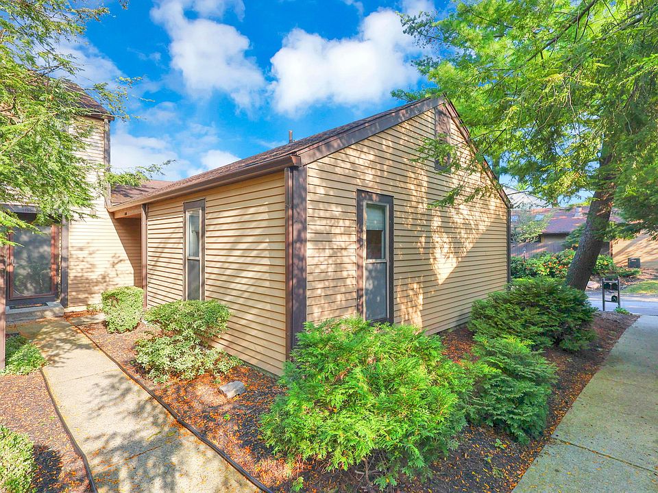 1st image of 3151 Rivermill Dr #13