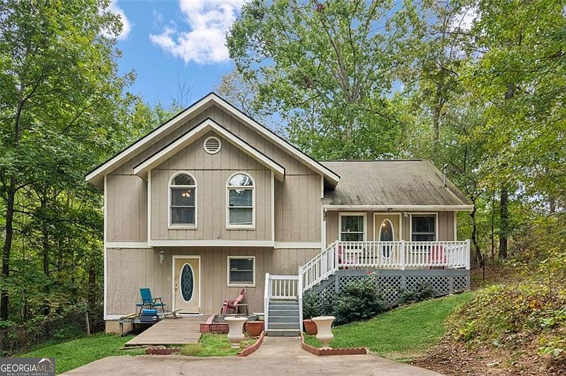1st image of 131 Plantation Dr