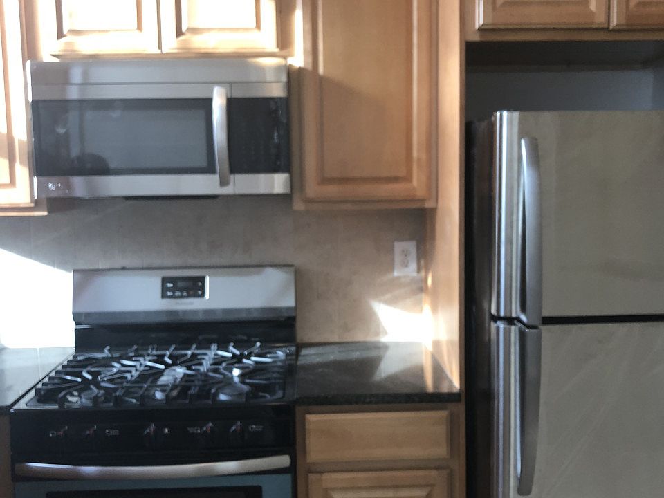 1st image of 324 Broadway St Newark Nj #1
