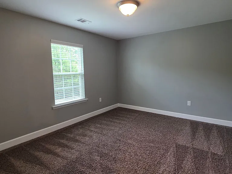 130 Clover Point Cir — Photo 14