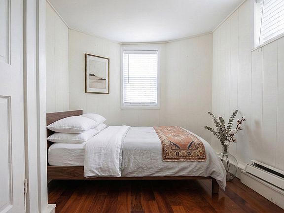 2nd image of 24 Farrington Ave APT 1
