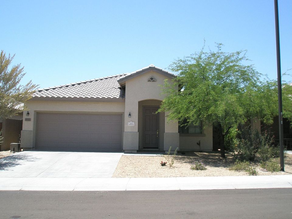 Great Family home located on Cul De Sac!