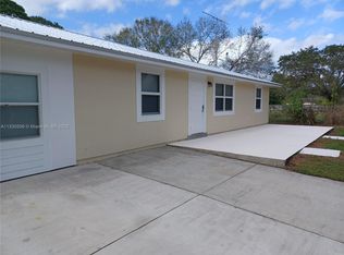371 Gokchoff Rd, Fort Pierce, FL 34945