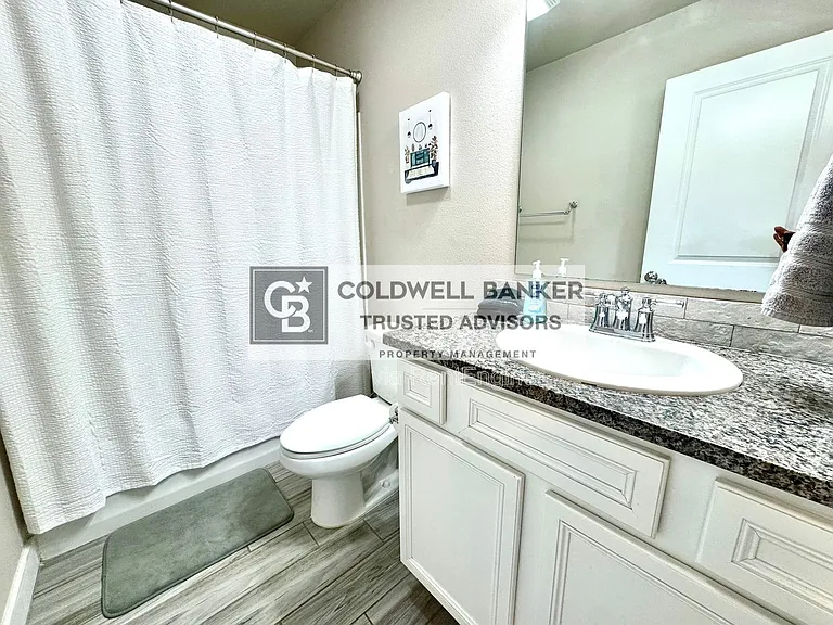 3108 Urbana Ave — Photo 24