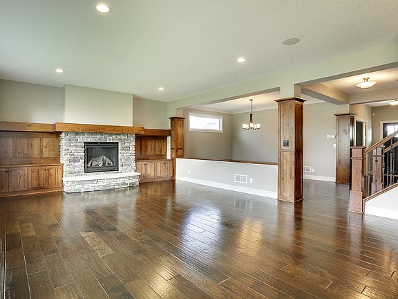 2nd image of 11610 Aster Ln