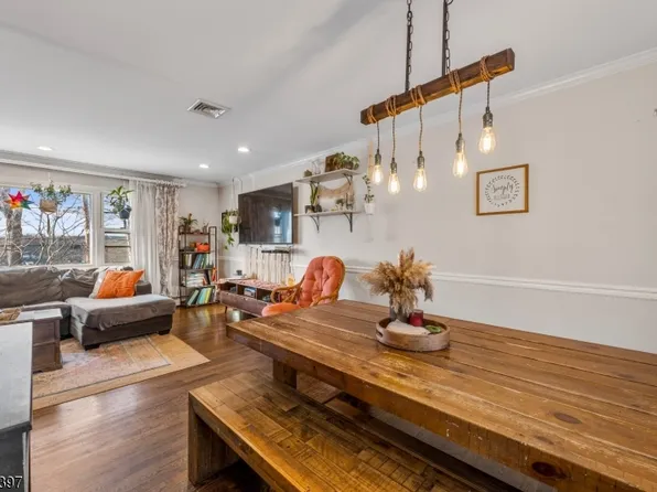 95 Schwarz Blvd, Jefferson Twp., NJ 07849