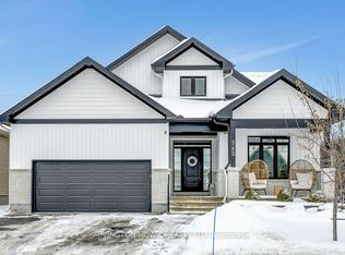 743 Meadowridge Cir, Ottawa, ON K0A 1L0