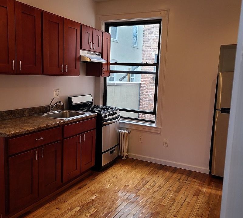 1st image of 30-91 35th St #2