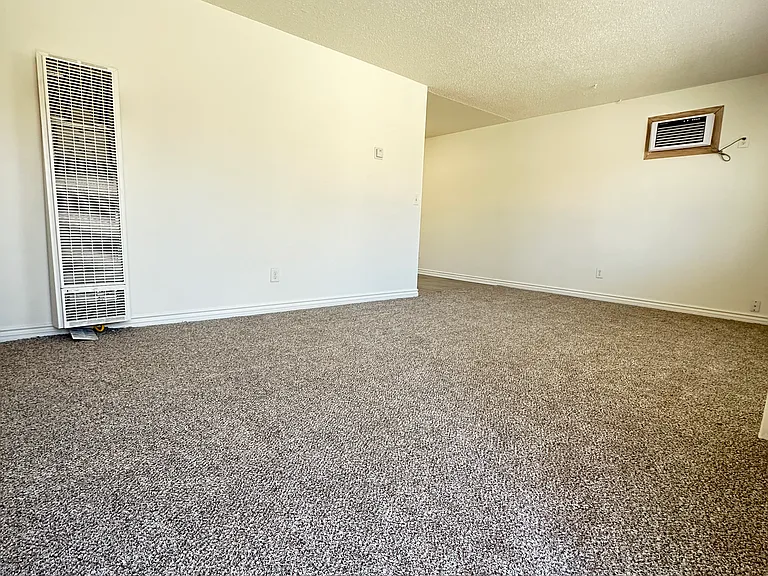 1554 W Ramona Dr #B — Photo 16