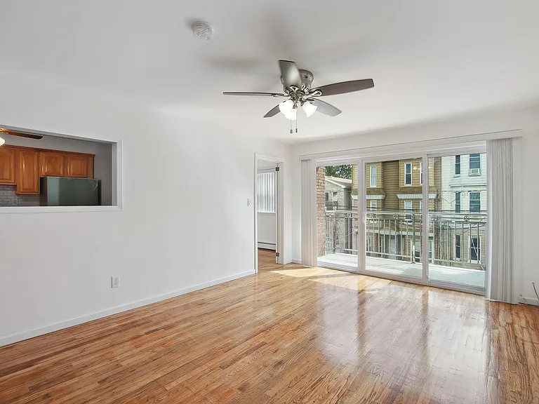 140 Hopkins Ave #3 — Photo 1