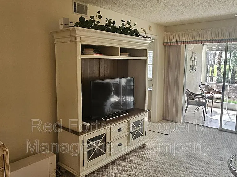 6700 Dennis Cir #A-103 — Photo 11