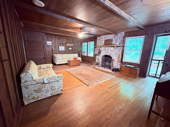 11th image of 167 Wahpeton Hill Rd