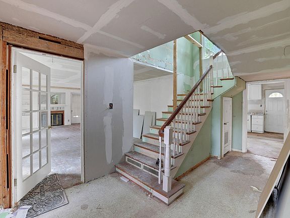 5th image of 4119 Fernwood Dr