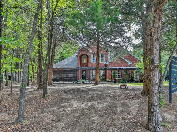 237 County Road 2250, Valley View, TX 76272