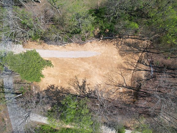 5th image of 51 Valley Rd