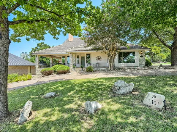 1301 That Away, Horseshoe Bay, TX 78657