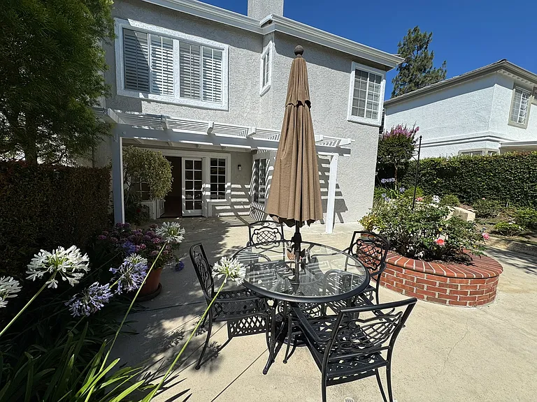 834 Sunstone St — Photo 22