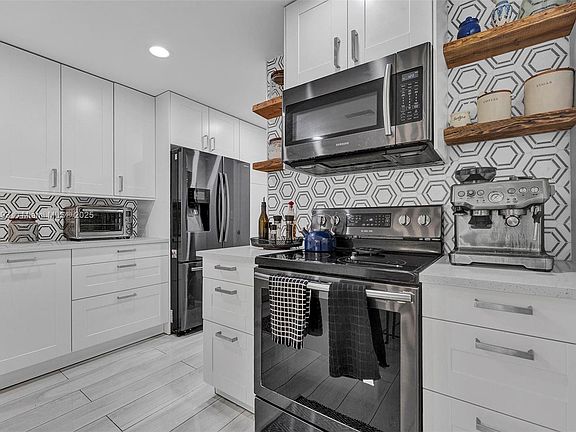 3rd image of 730 Sorrento Dr #730
