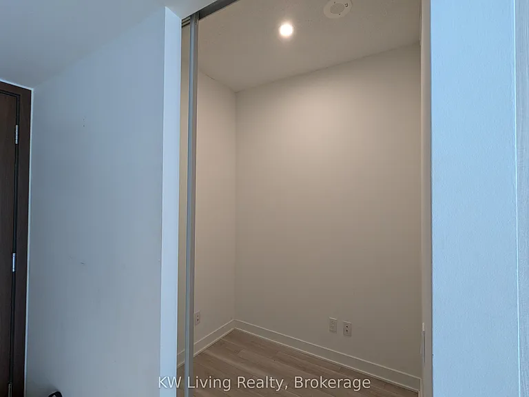 17 Bathurst St #3012 — Photo 13