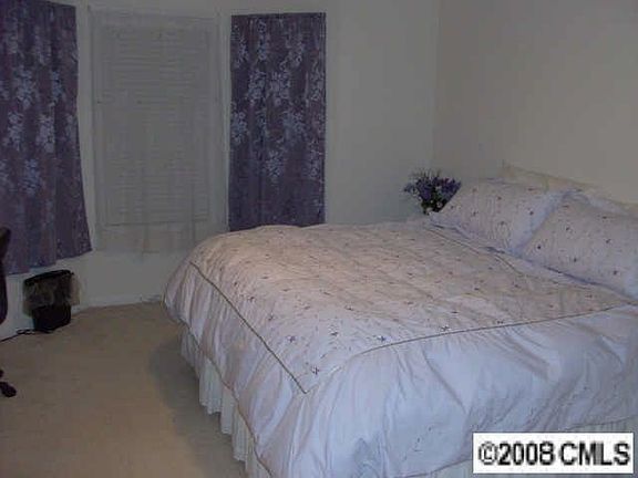 Master Bed with Bay Window