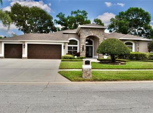 17103 Tiffany Lake Pl, Lutz, FL 33549
