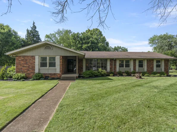 911 Whitehall Rd, Murfreesboro, TN 37130
