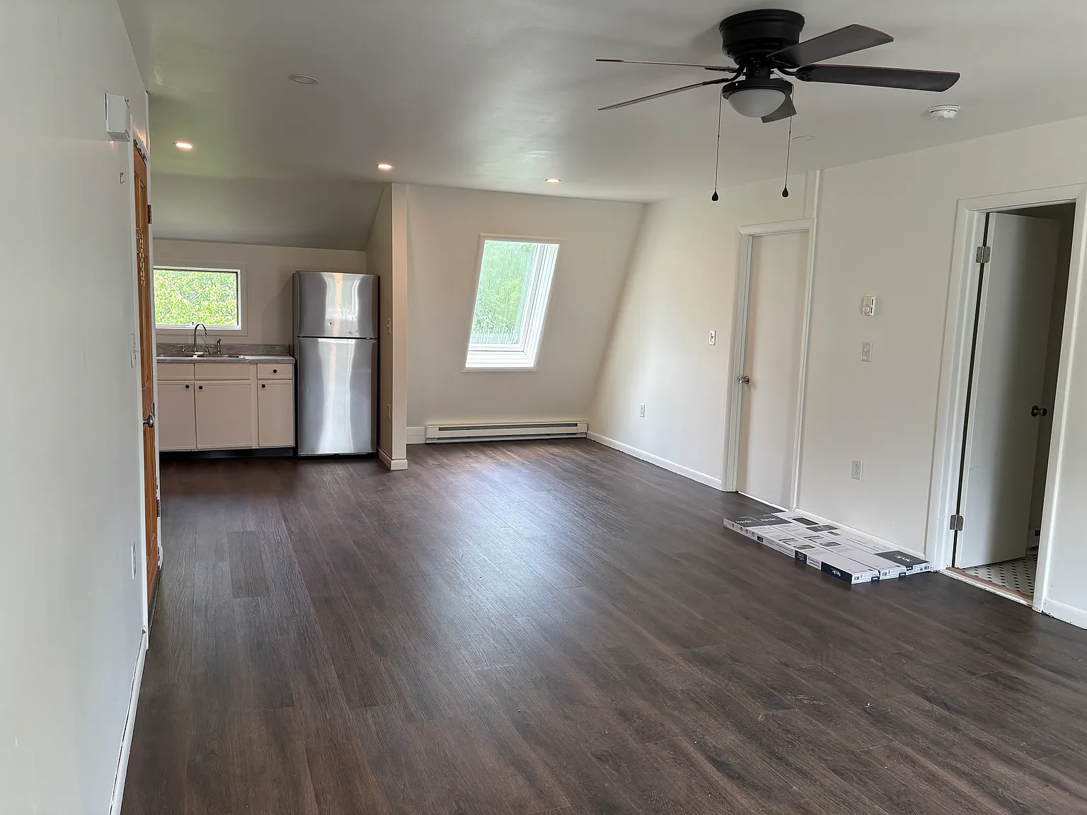2 bed, 690 sqft, $1,700 — Photo 4