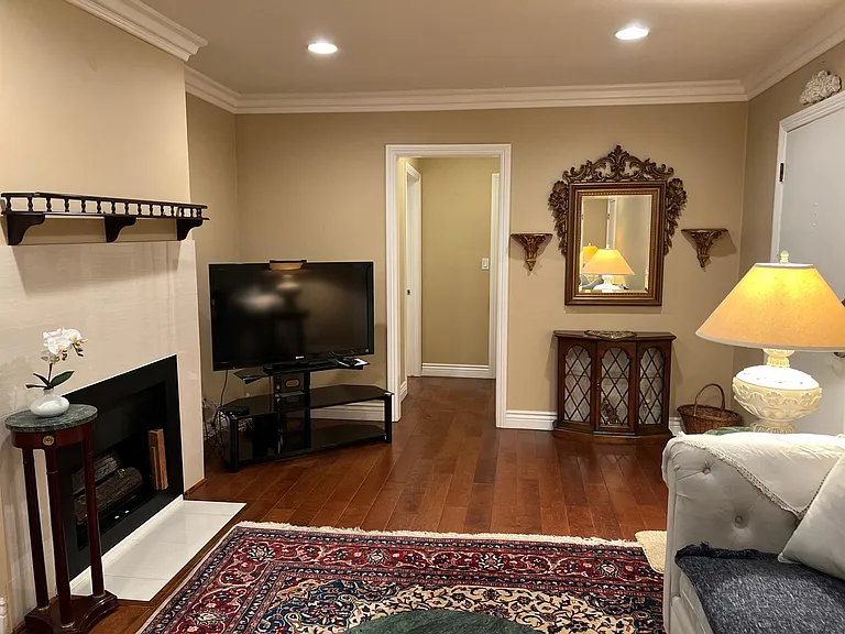 1845 Corinth Ave — Photo 14