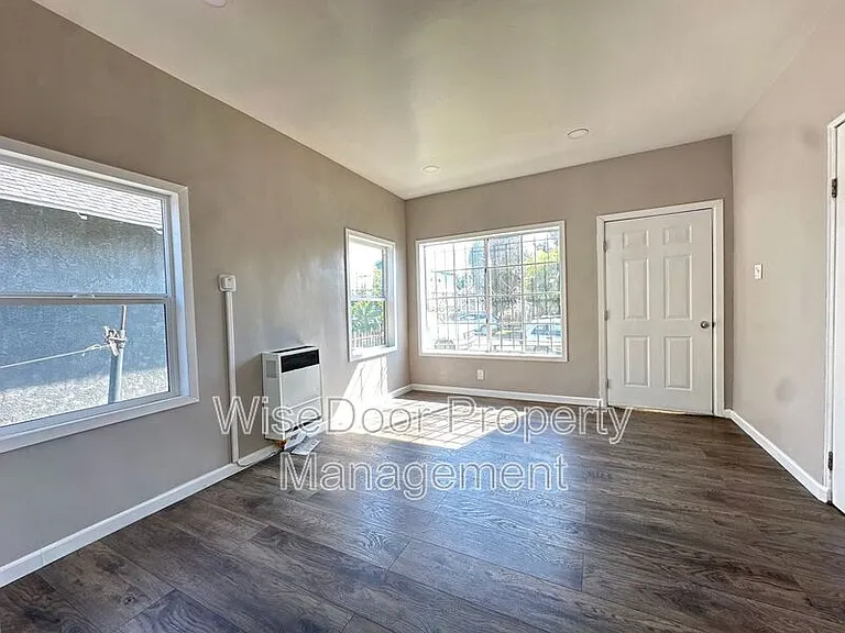 155 W 43rd St #155 — Photo 9