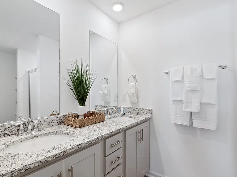 4242 Lost Bay Dr #4242 — Photo 12