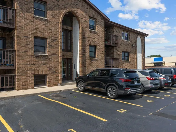 1161 Gillingham Rd Unit 4A, Neenah, WI 54956