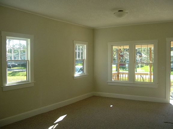 3rd image of 6246 Cedar Ln