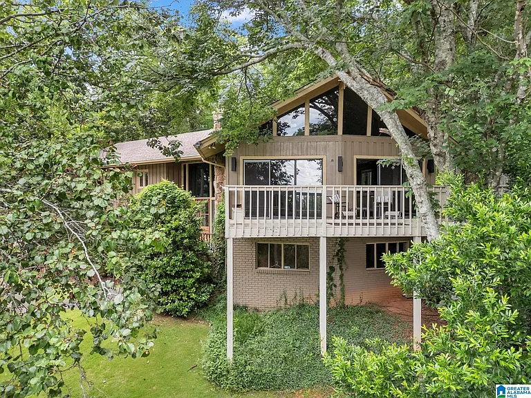 373 Laredo Dr — Photo 40